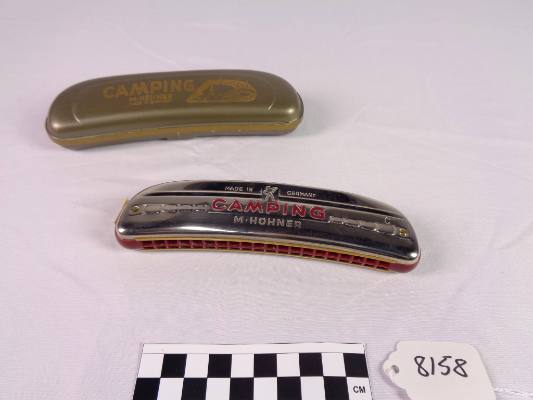 Octave-tuned harmonica, C