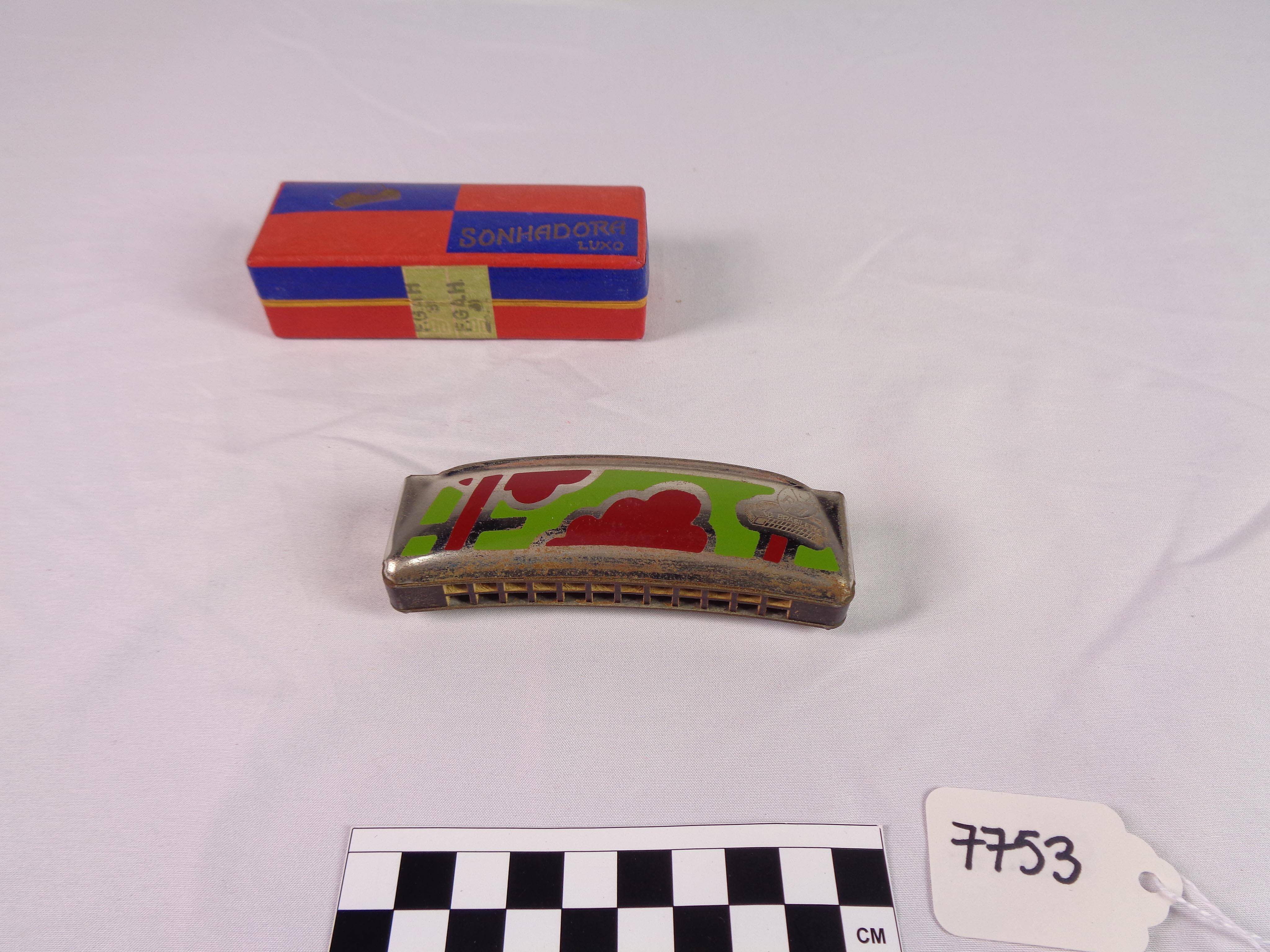 Octave-tuned harmonica, C