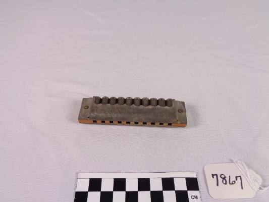 Organ pipe harmonica, C