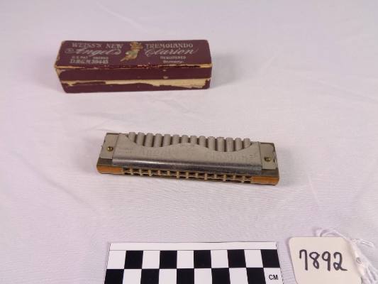 Organ pipe harmonica, C