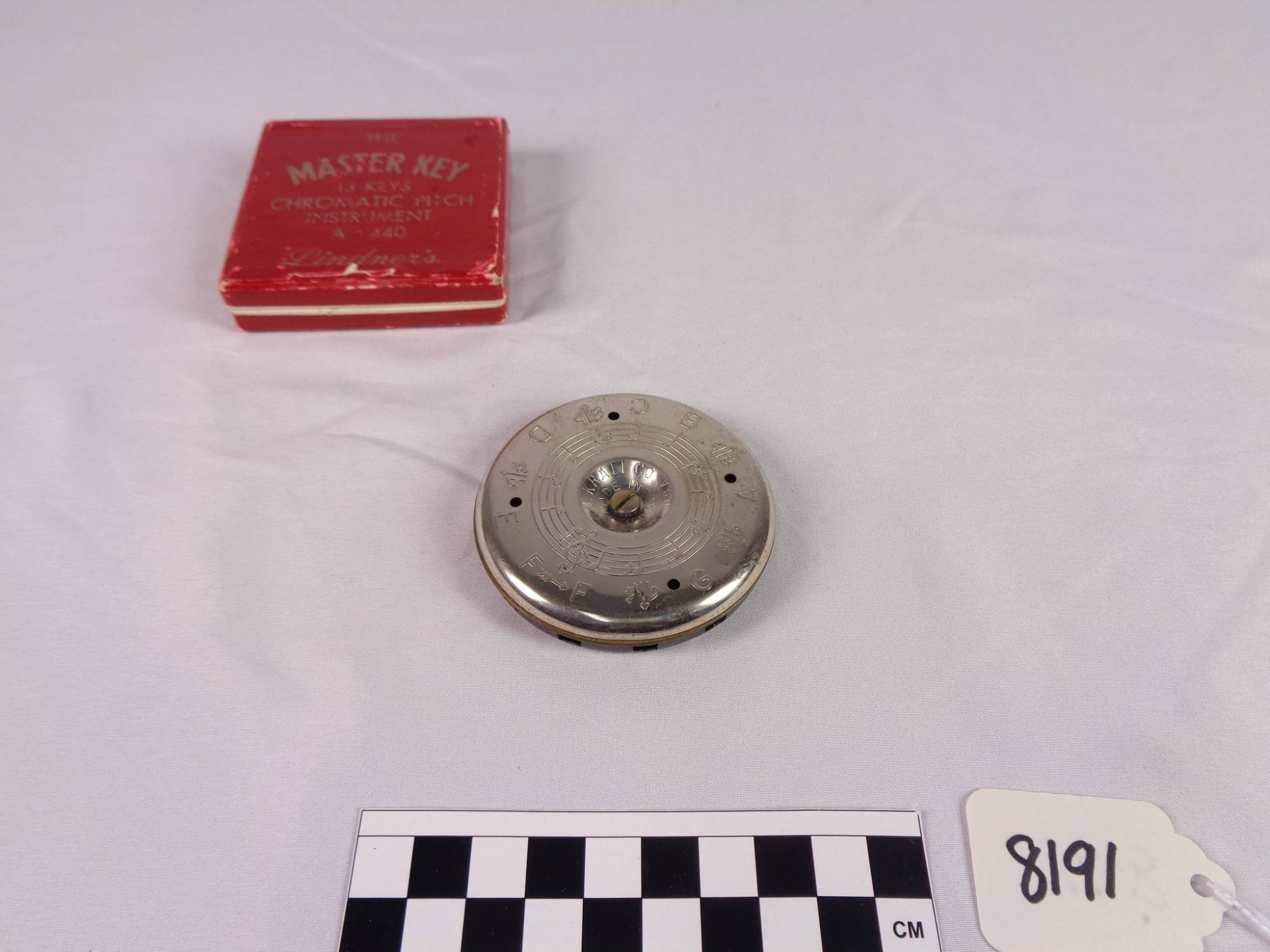 Pitch pipe, F-F