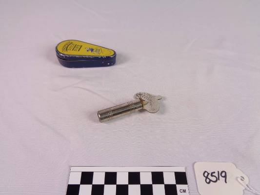 Pitch pipe, E-F