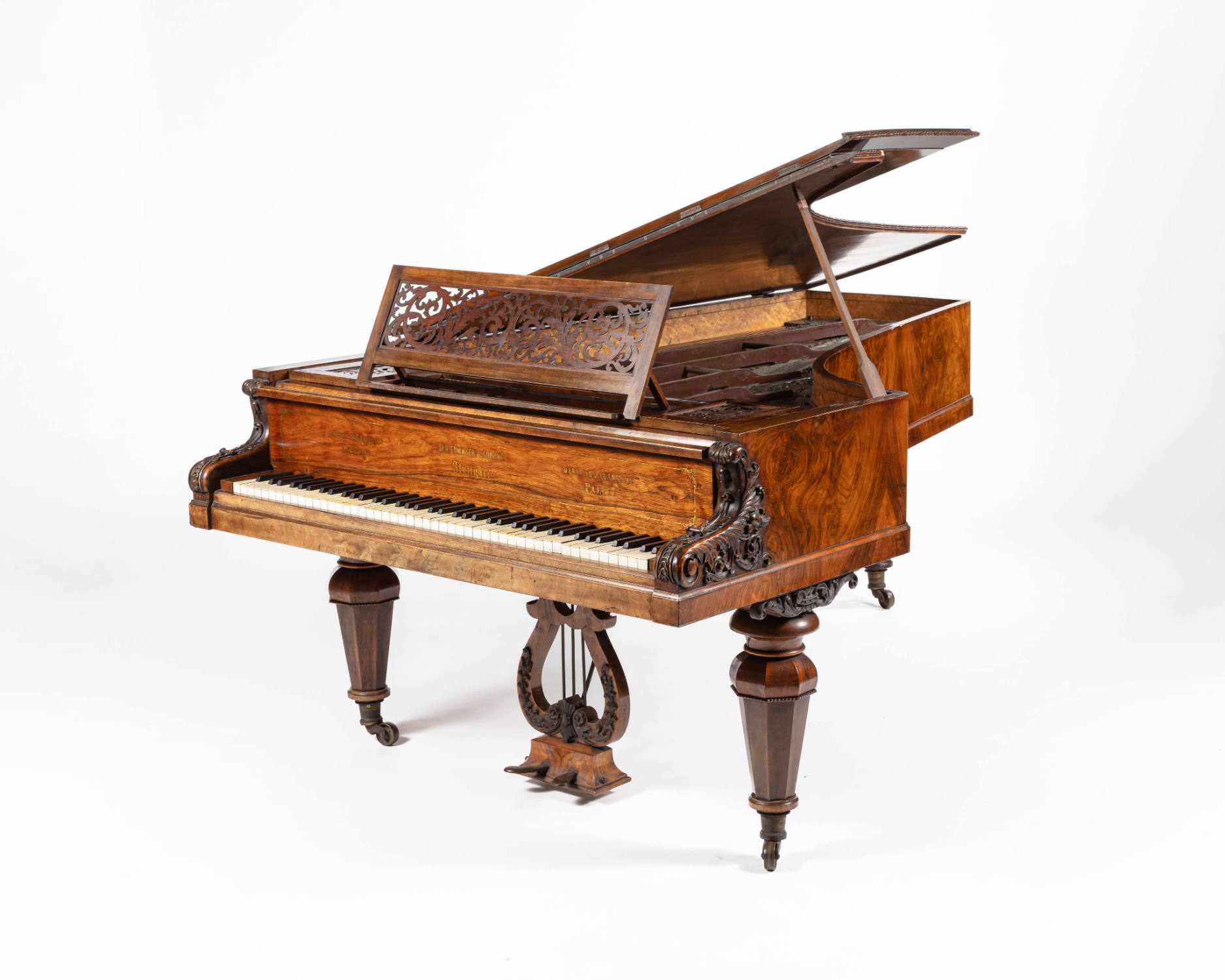 Grand piano